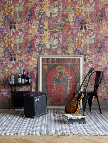 COLLECTABLES INTERIORS