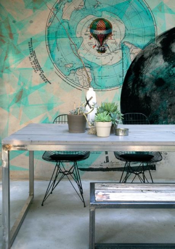 Wall and deco